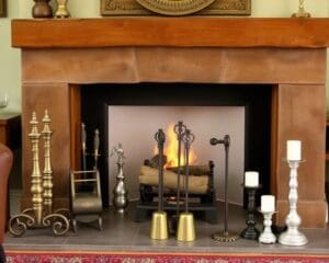 Accessori decorativi per il caminetto
