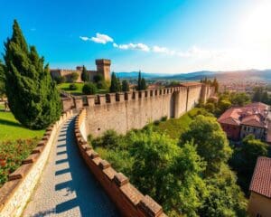 Lucca: Dove passeggiare sulle mura storiche?